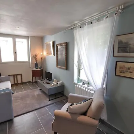 Будинок відпочинку Jolie Idealement Situee